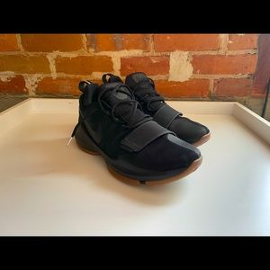 Nike PG 1. Size 11. Black/gum bottom